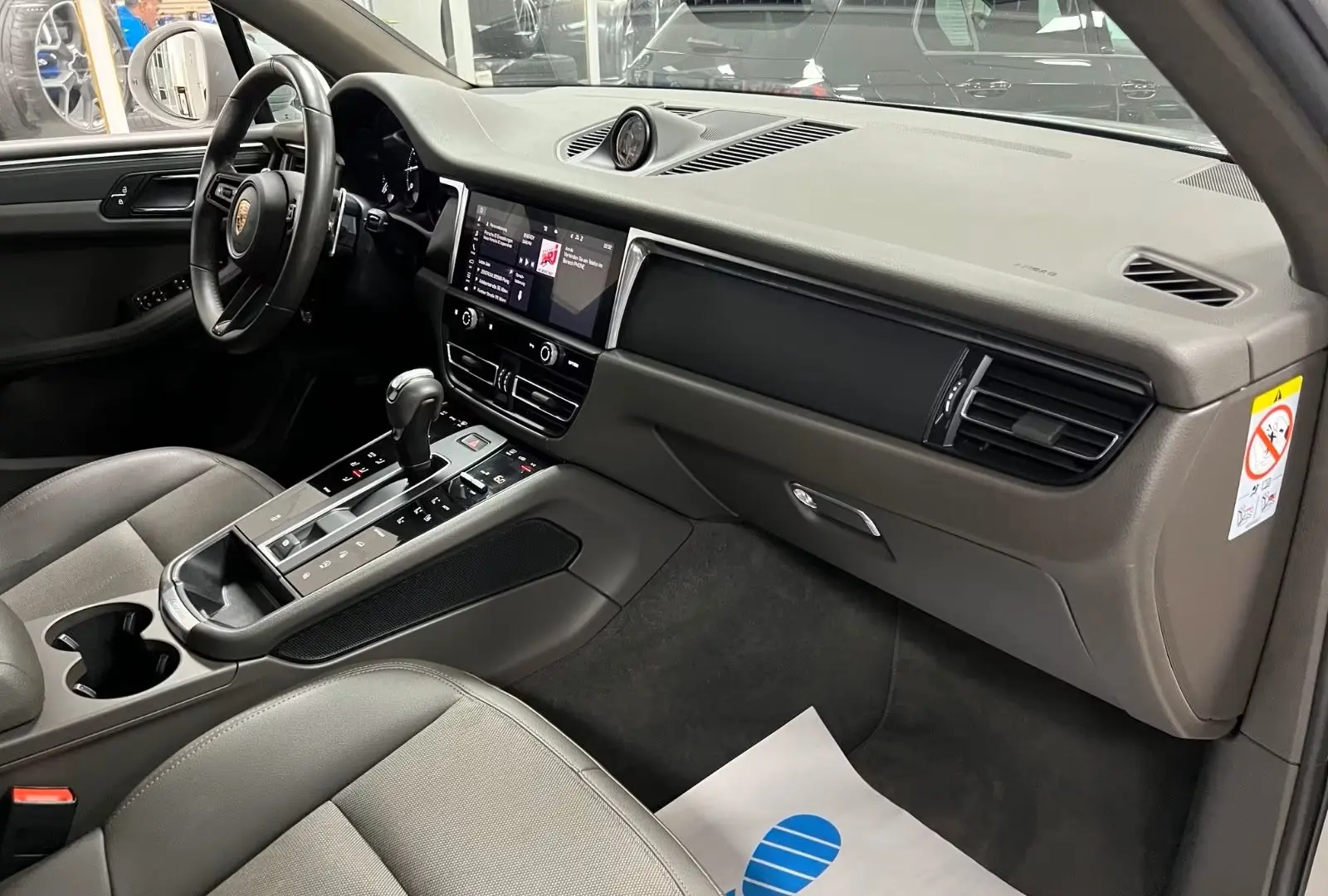 Macan *BOSE*AHK*Allrad*LED*1.H*GARANTIE*360*KAM