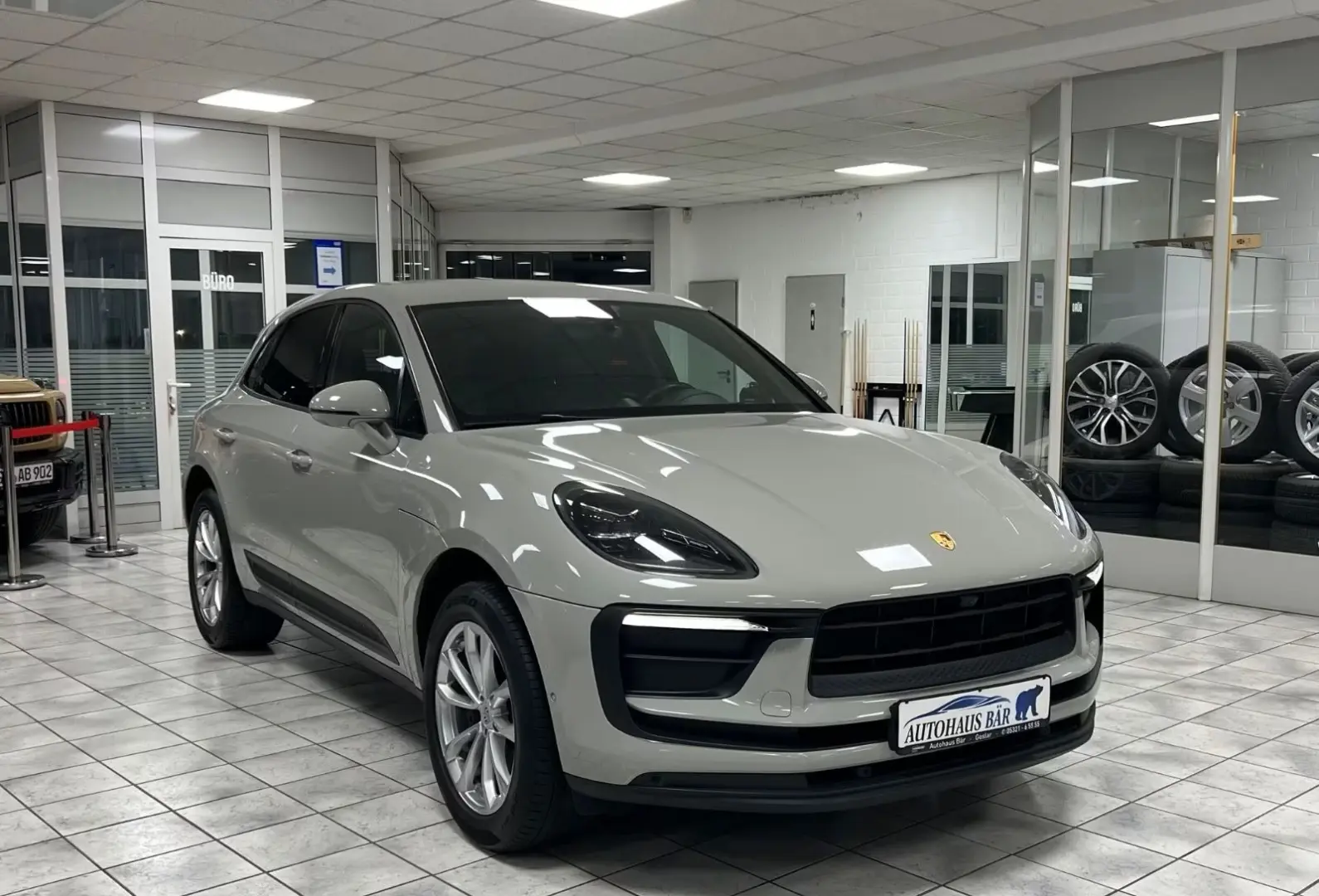 Macan *BOSE*AHK*Allrad*LED*1.H*GARANTIE*360*KAM