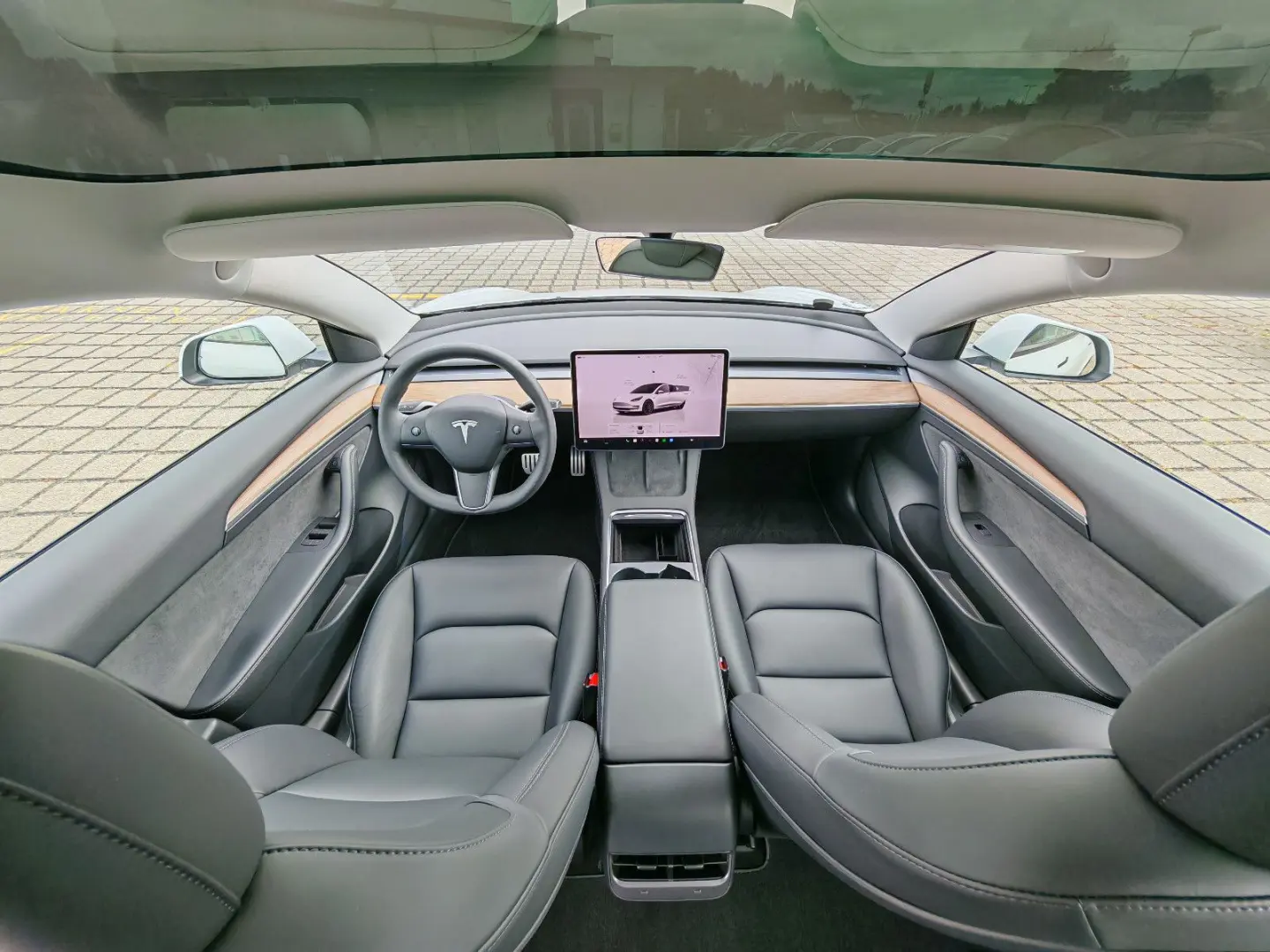 Model 3 Allradantrieb Dualmotor Performance