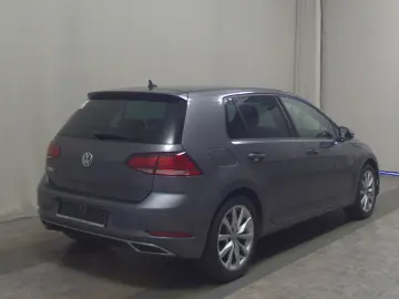 Golf-7 1.5 TSI Highline AID ACC RfK PDC Shz