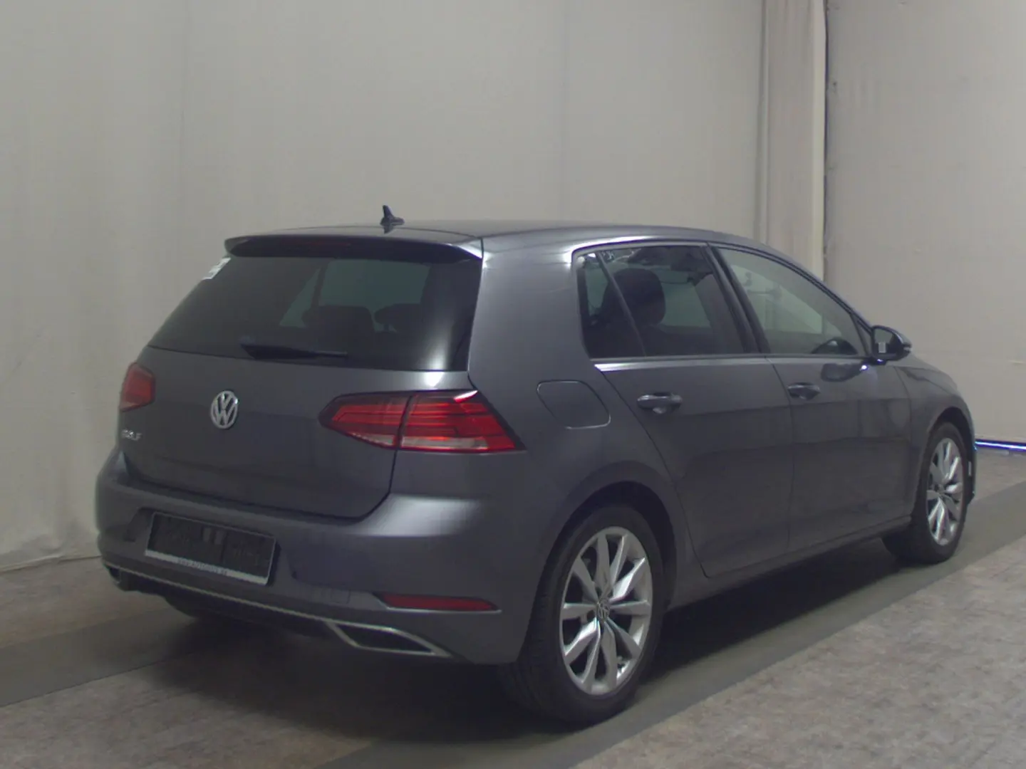 Golf-7 1.5 TSI Highline AID ACC RfK PDC Shz