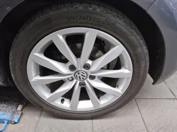 Golf-7 1.5 TSI Highline AID ACC RfK PDC Shz