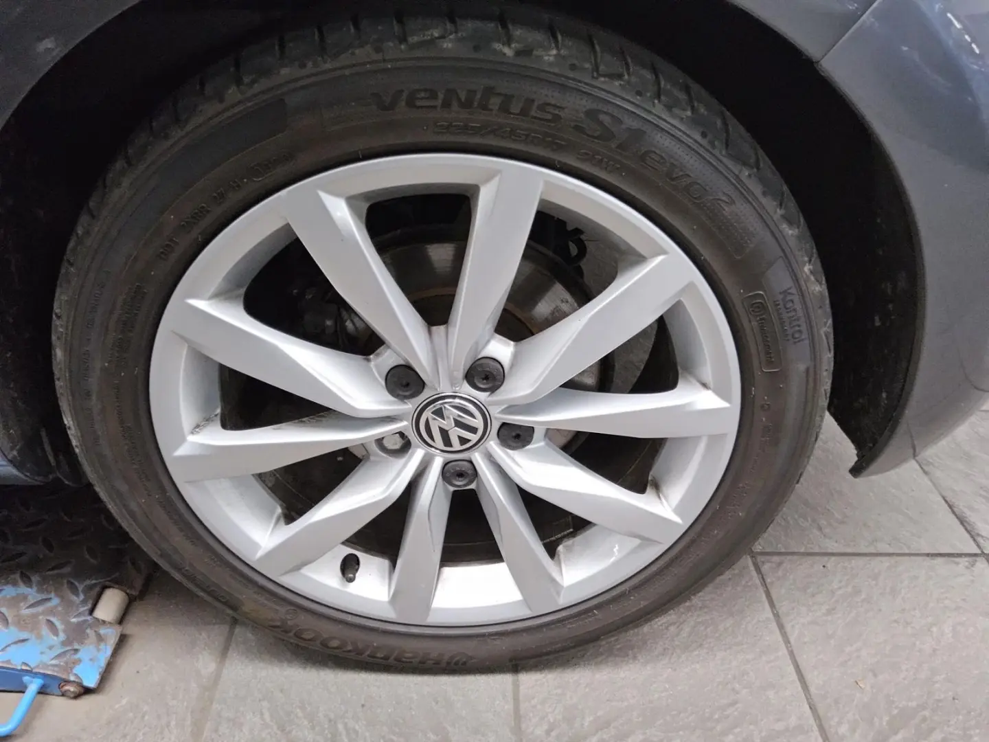 Golf-7 1.5 TSI Highline AID ACC RfK PDC Shz