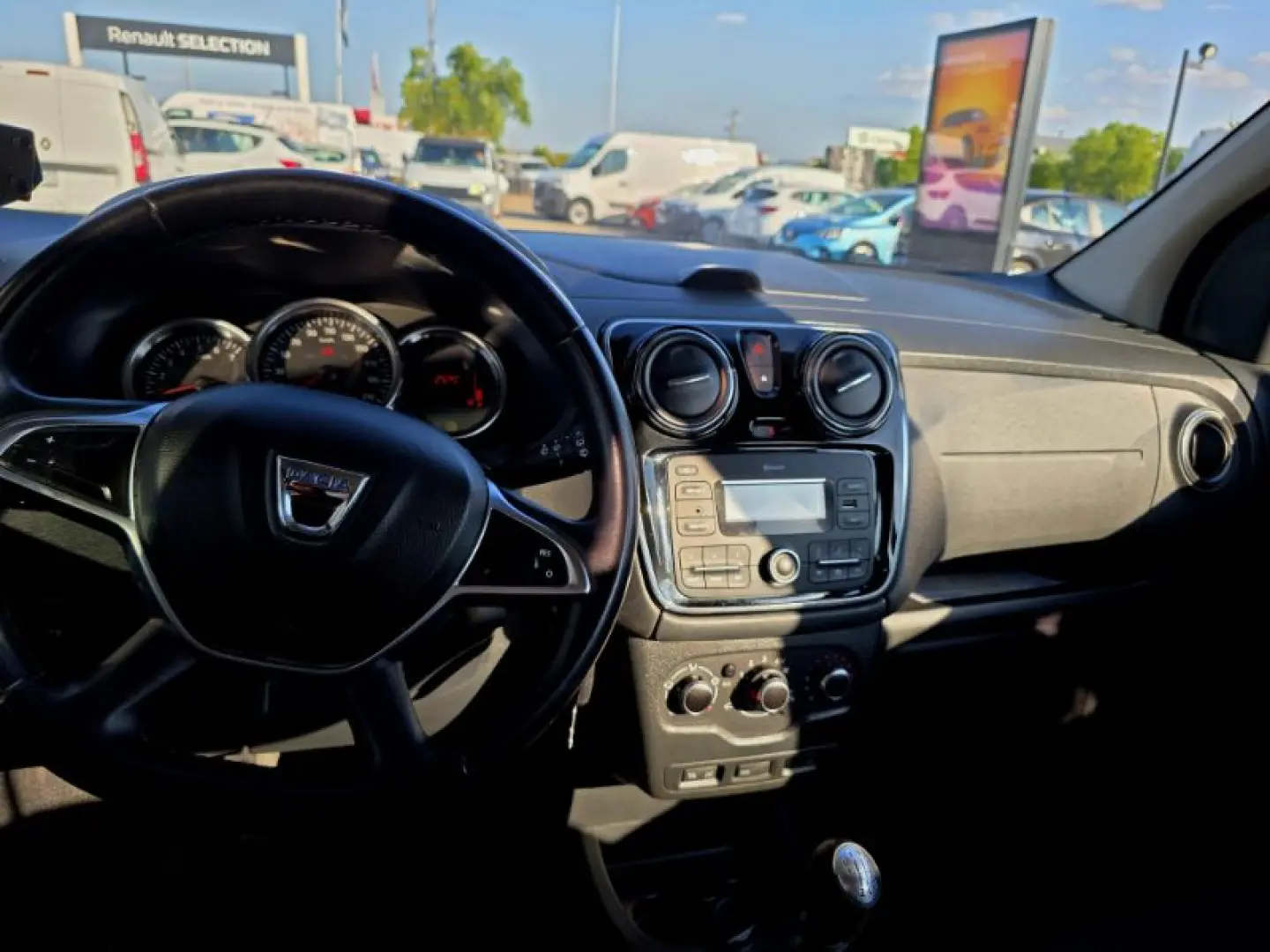 DACIA LODGY 1.3 TCe 130HP Techroad 7L