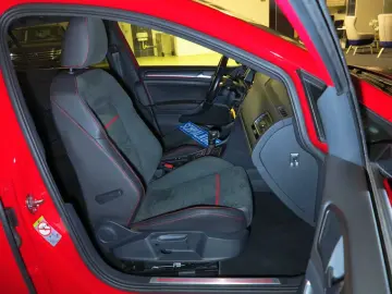 Golf VII GTI 2.0 TSI OPF DSG7 Performance