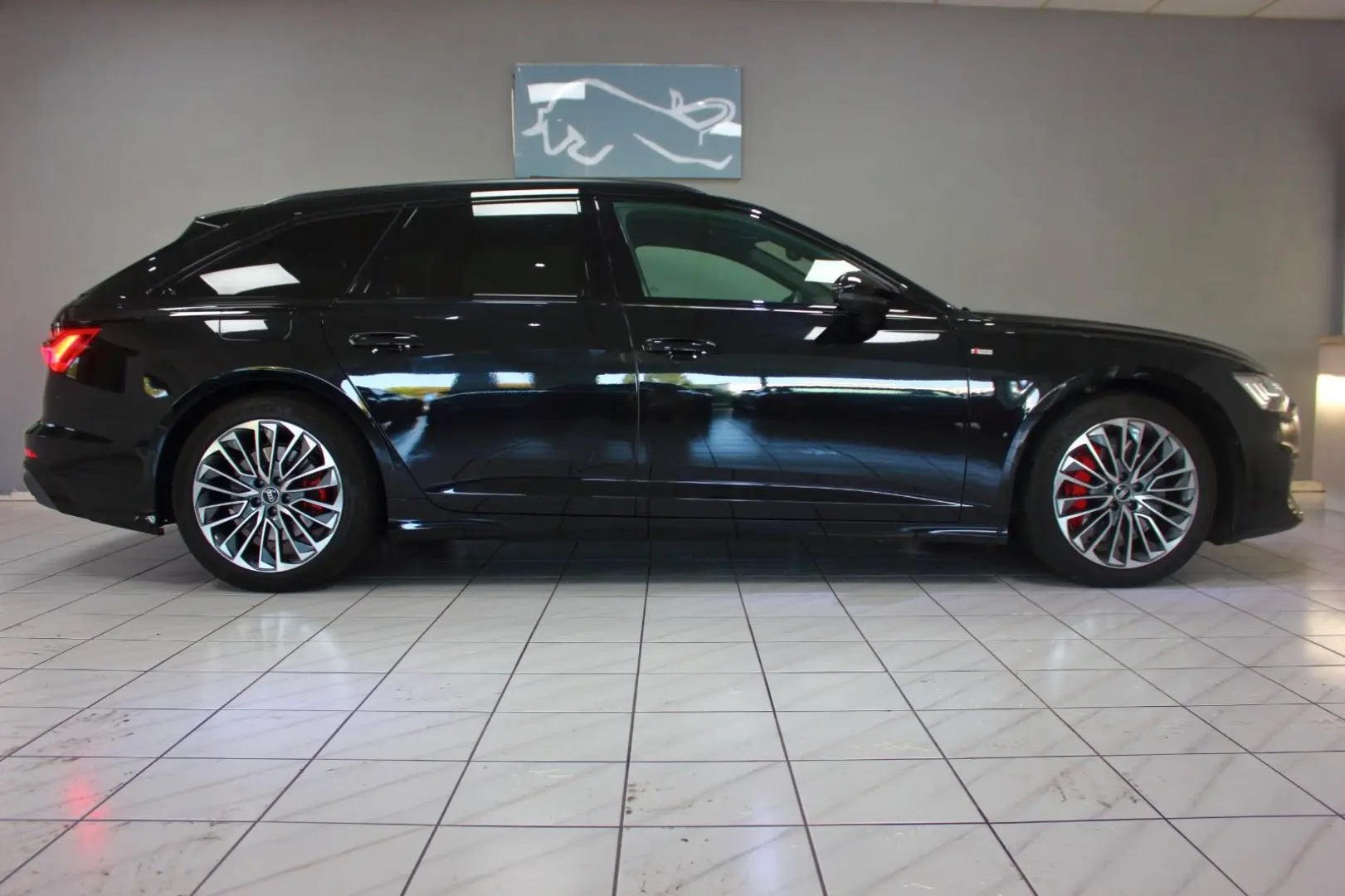 Audi A6 55 TFSI e S-Tr. Quat. Avant~3xS-LINE