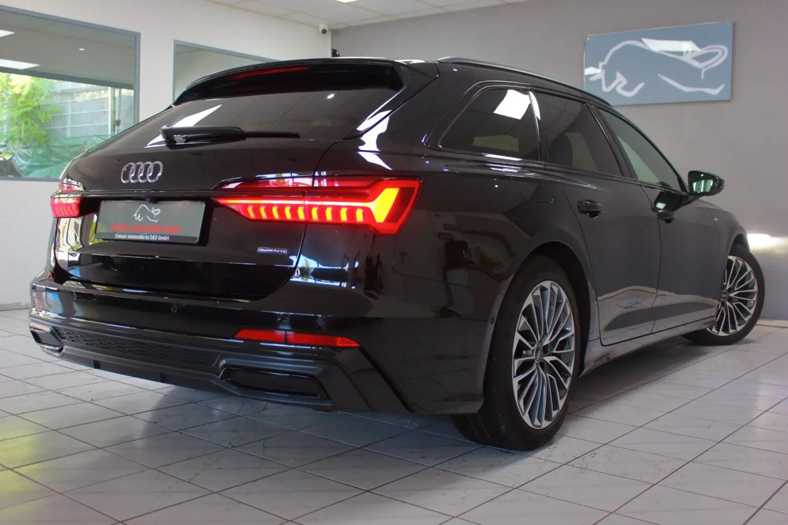 Audi A6 55 TFSI e S-Tr. Quat. Avant~3xS-LINE
