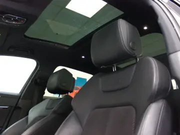 Audi A6 55 TFSI e S-Tr. Quat. Avant~3xS-LINE