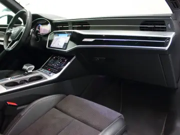 Audi A6 55 TFSI e S-Tr. Quat. Avant~3xS-LINE