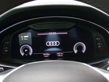 Audi A6 55 TFSI e S-Tr. Quat. Avant~3xS-LINE