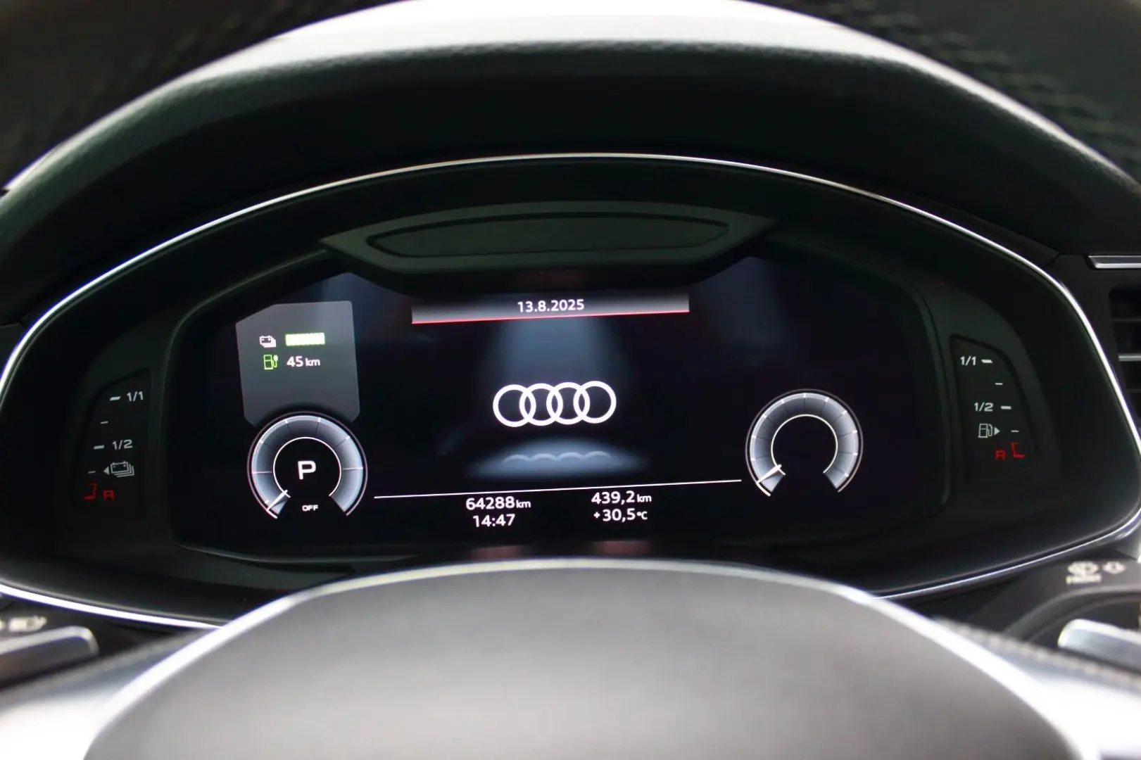 Audi A6 55 TFSI e S-Tr. Quat. Avant~3xS-LINE