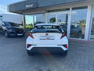 C-HR 1.8 CVT