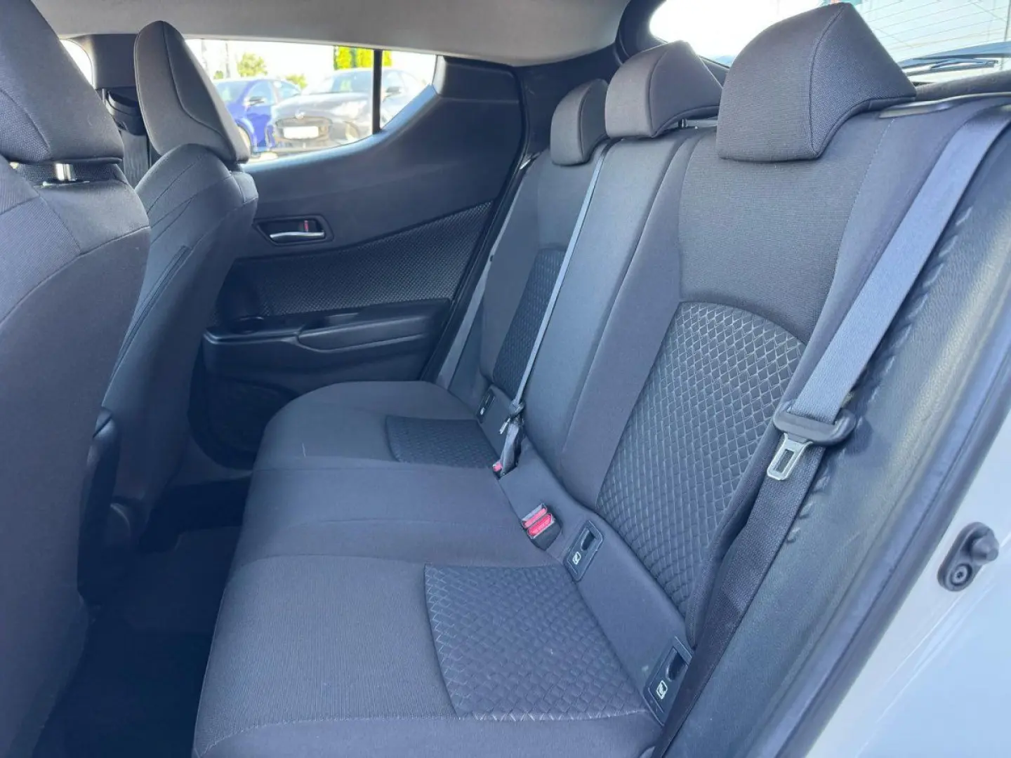 C-HR 1.8 CVT