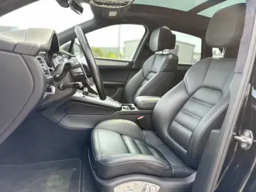 Macan Turbo  Bose Luft Pano