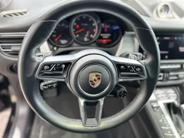 Macan Turbo  Bose Luft Pano