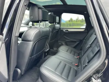 Macan Turbo  Bose Luft Pano