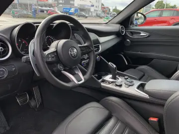 Giulia 2.0 Turbo 16V Q4 Veloce NAVI/SHZ/KAMERA