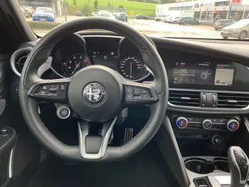 Giulia 2.0 Turbo 16V Q4 Veloce NAVI/SHZ/KAMERA