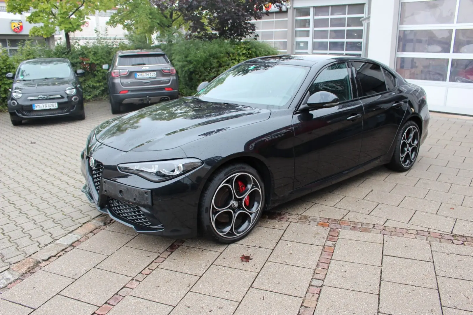 Giulia Competizione Q4 Werksgarantie 04-27