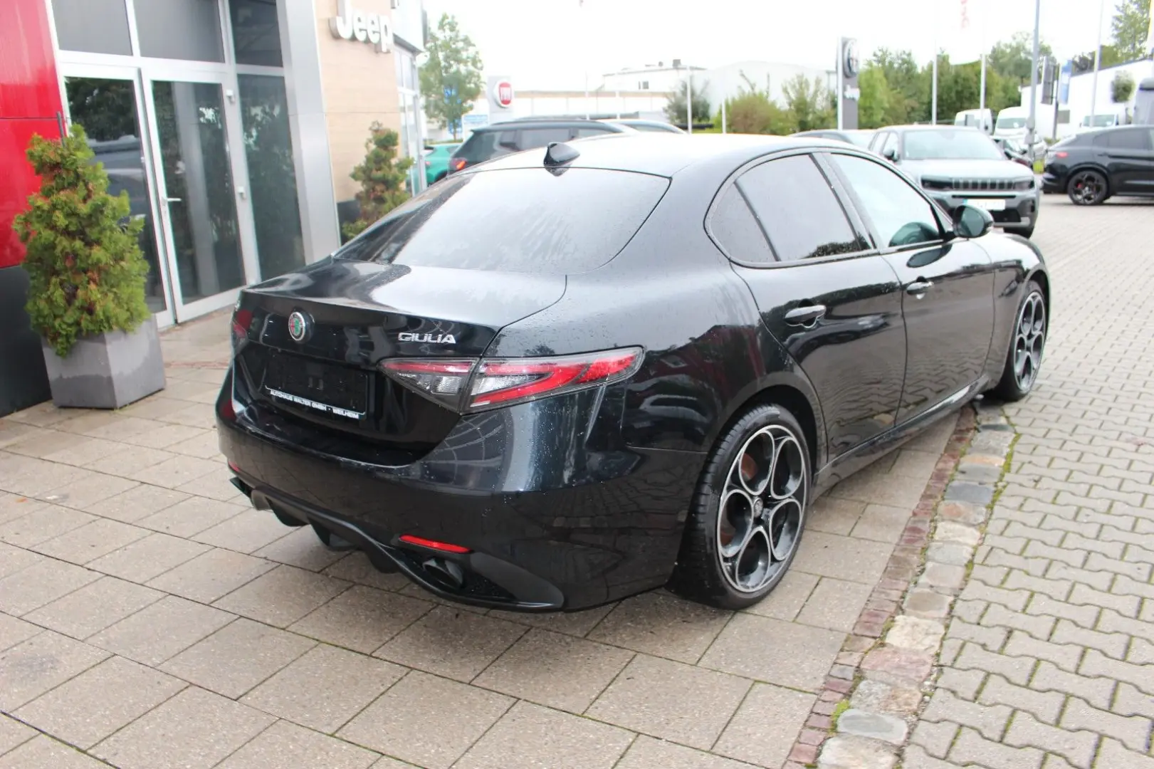 Giulia Competizione Q4 Werksgarantie 04-27