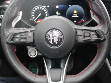 Giulia Competizione Q4 Werksgarantie 04-27