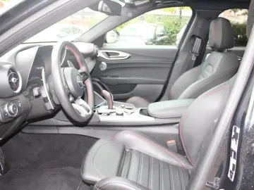 Giulia Competizione Q4 Werksgarantie 04-27