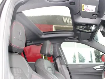 Giulia Competizione Q4 Werksgarantie 04-27