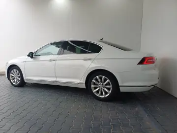 VW Passat Highline 2.0 TDI DSG 4Mot