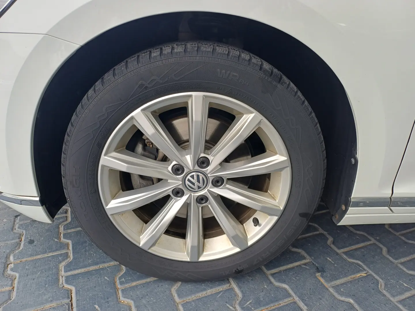 VW Passat Highline 2.0 TDI DSG 4Mot