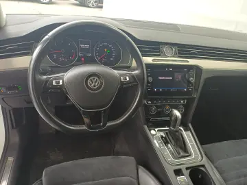 VW Passat Highline 2.0 TDI DSG 4Mot