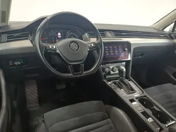 VW Passat Highline 2.0 TDI DSG 4Mot