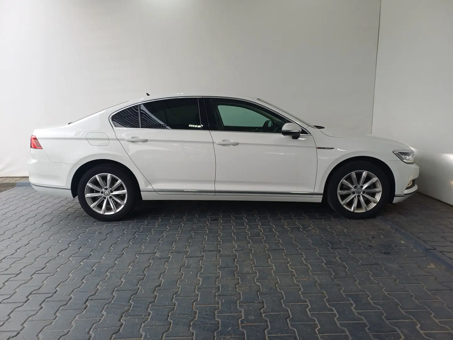 VW Passat Highline 2.0 TDI DSG 4Mot