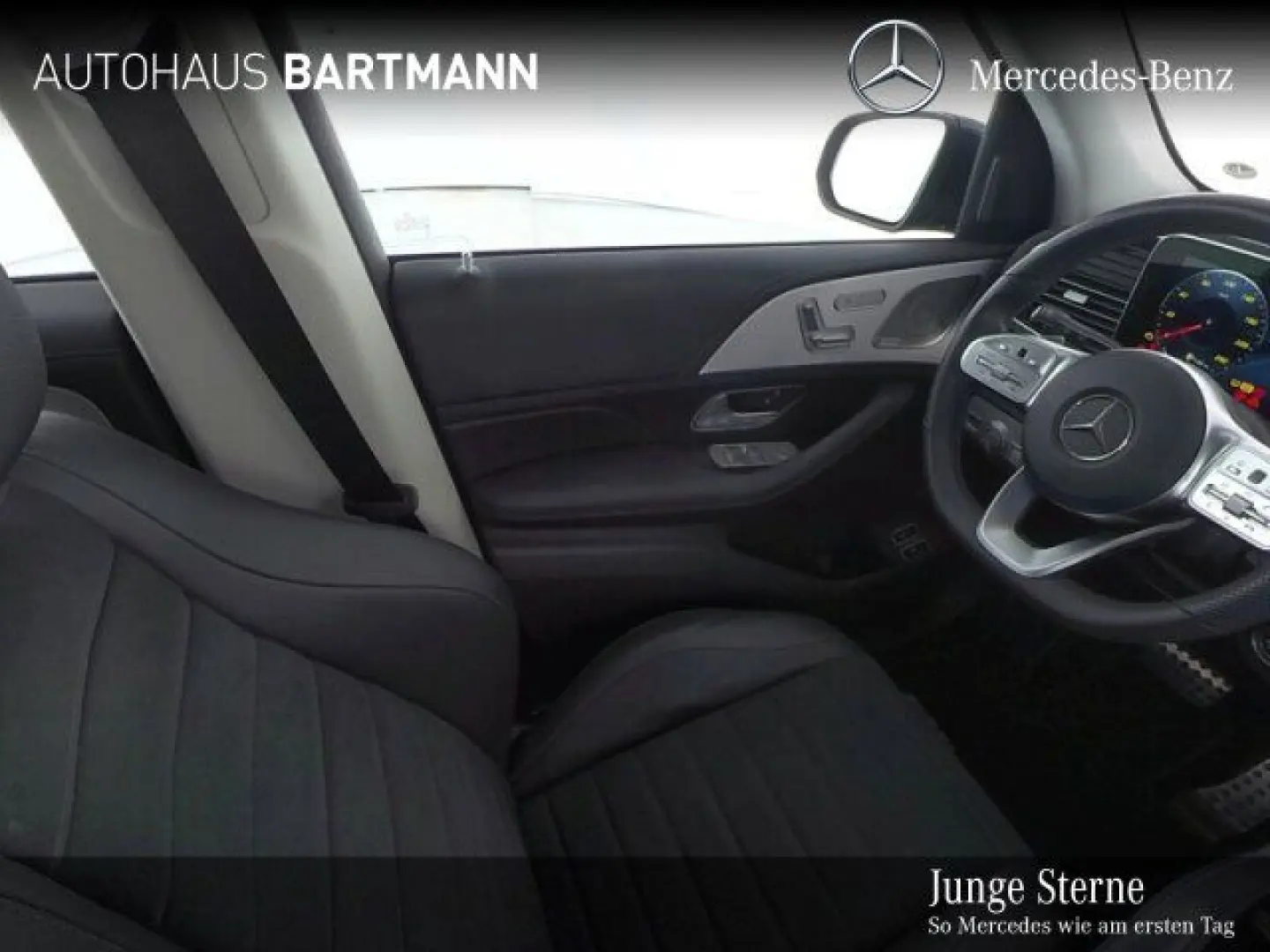 GLE 350 e 4M AMG +PANO+SOUND+AHK+DISTRONIC+MBUX+