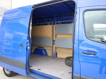 Mercedes-Benz Sprinter L2H2 2.2 D 114 CP