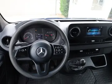 Mercedes-Benz Sprinter L2H2 2.2 D 114 CP
