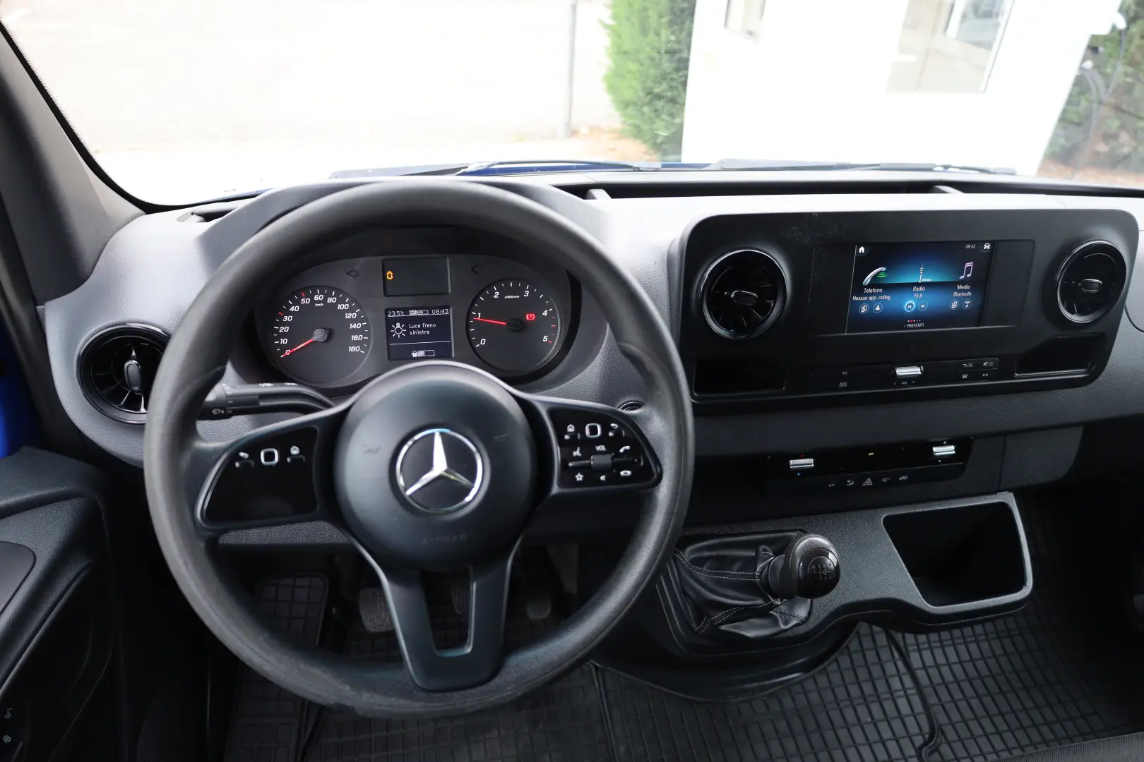 Mercedes-Benz Sprinter L2H2 2.2 D 114 CP