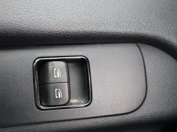Mercedes-Benz Sprinter L2H2 2.2 D 114 CP