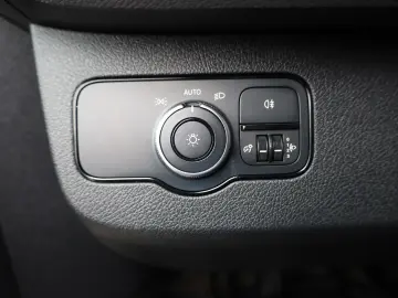 Mercedes-Benz Sprinter L2H2 2.2 D 114 CP