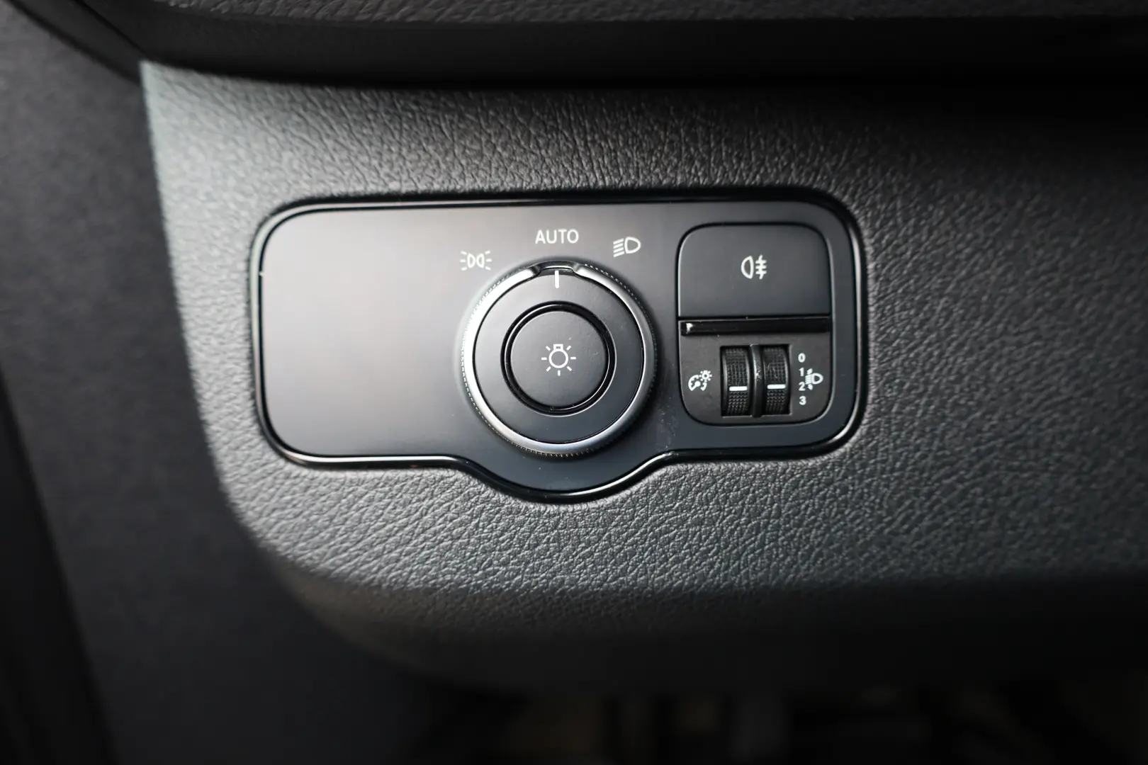 Mercedes-Benz Sprinter L2H2 2.2 D 114 CP
