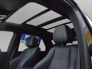 GLE 350de 4M AMG  AHK PANO STNDHZ BURMES SZBLF L