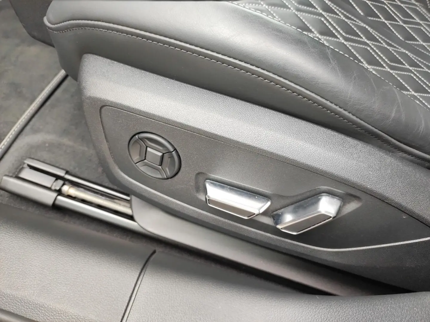 Audi S6 Lim. *PANO*HD-MATRIX*B&O*360°*ACC*