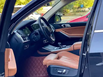 BMW X7 xDrive 40i Mild Hybrid