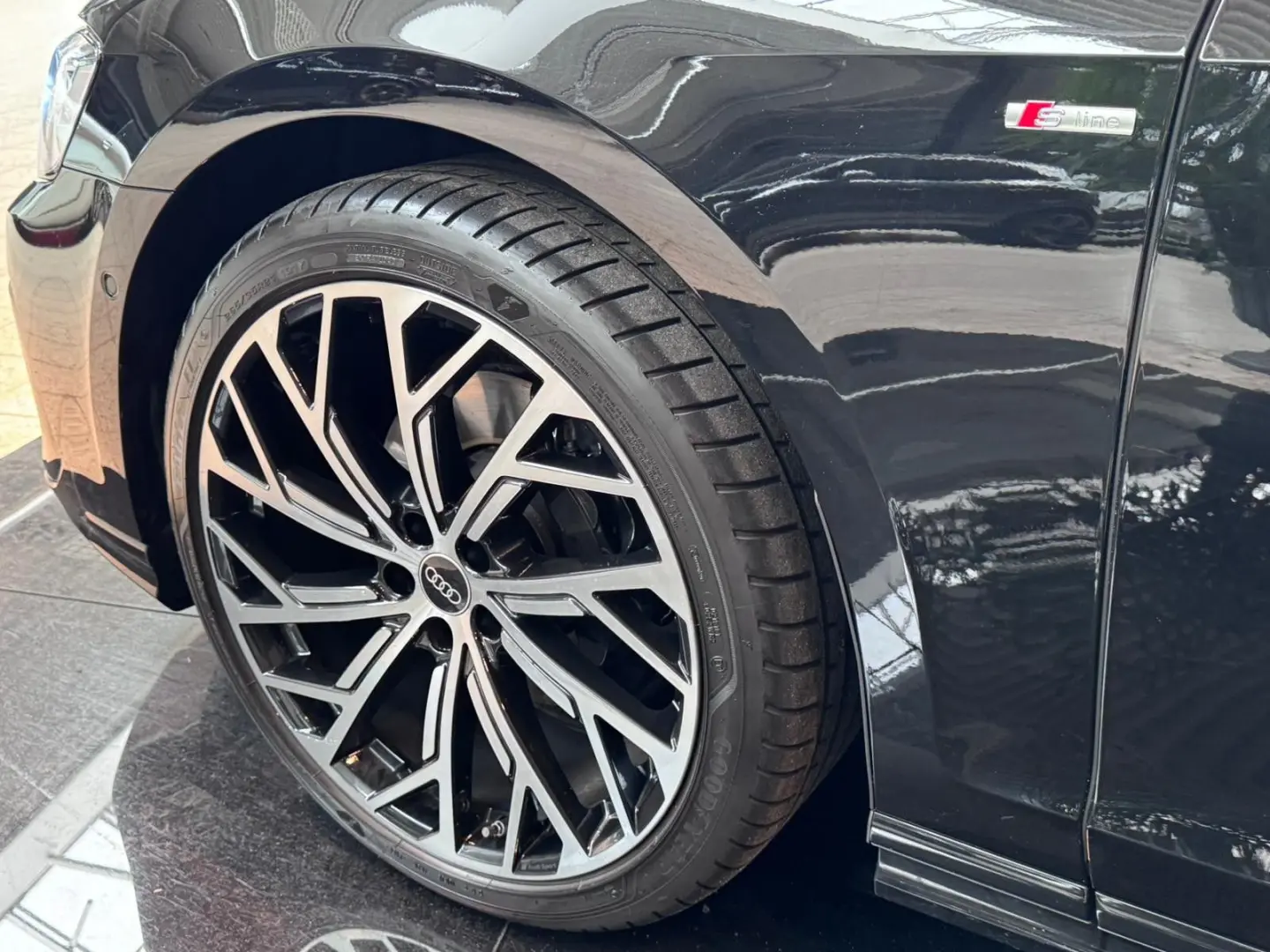 Audi A8 50 TDI L quat. B&O Massage Liege TV