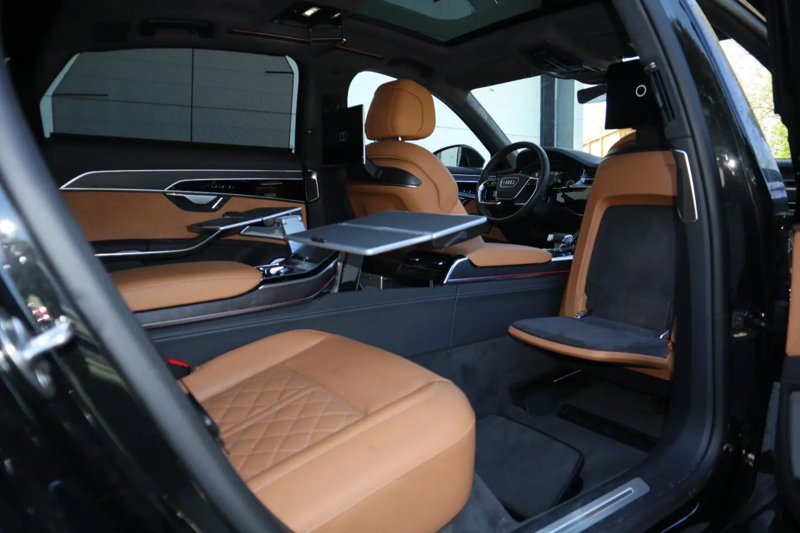 Audi A8L 60 TFSIe lang exclusive