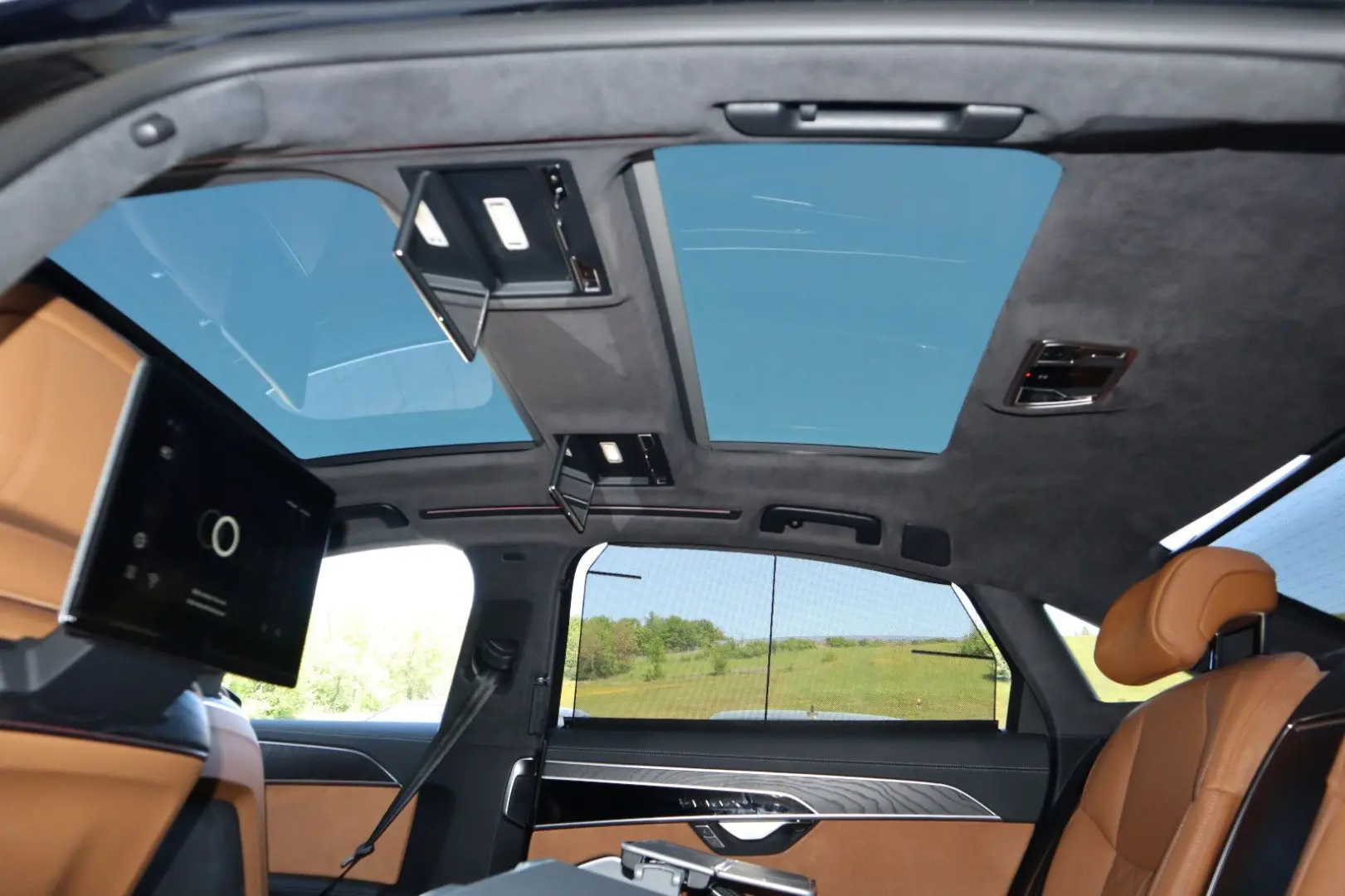 Audi A8L 60 TFSIe lang exclusive