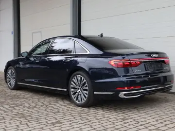 Audi A8L 60 TFSIe lang FULL EXCLUSIVE