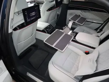 Audi A8L 60 TFSIe lang FULL EXCLUSIVE