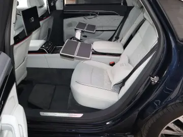 Audi A8L 60 TFSIe lang FULL EXCLUSIVE