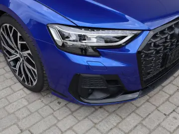 Audi A8L 60 TFSI V8 quattro lang exclusive