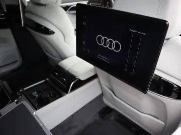 Audi A8L 60 TFSI V8 quattro lang exclusive